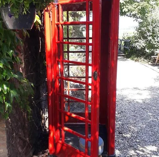 De Garage Bed & Breakfast