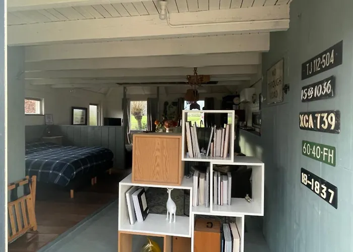 Bed & Breakfast De Garage 3*